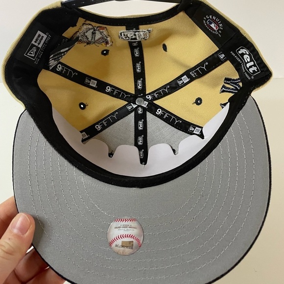 NWT New Era FELT X New York Yankees Butterfly 9FIFTY Snapback Hat main image 12